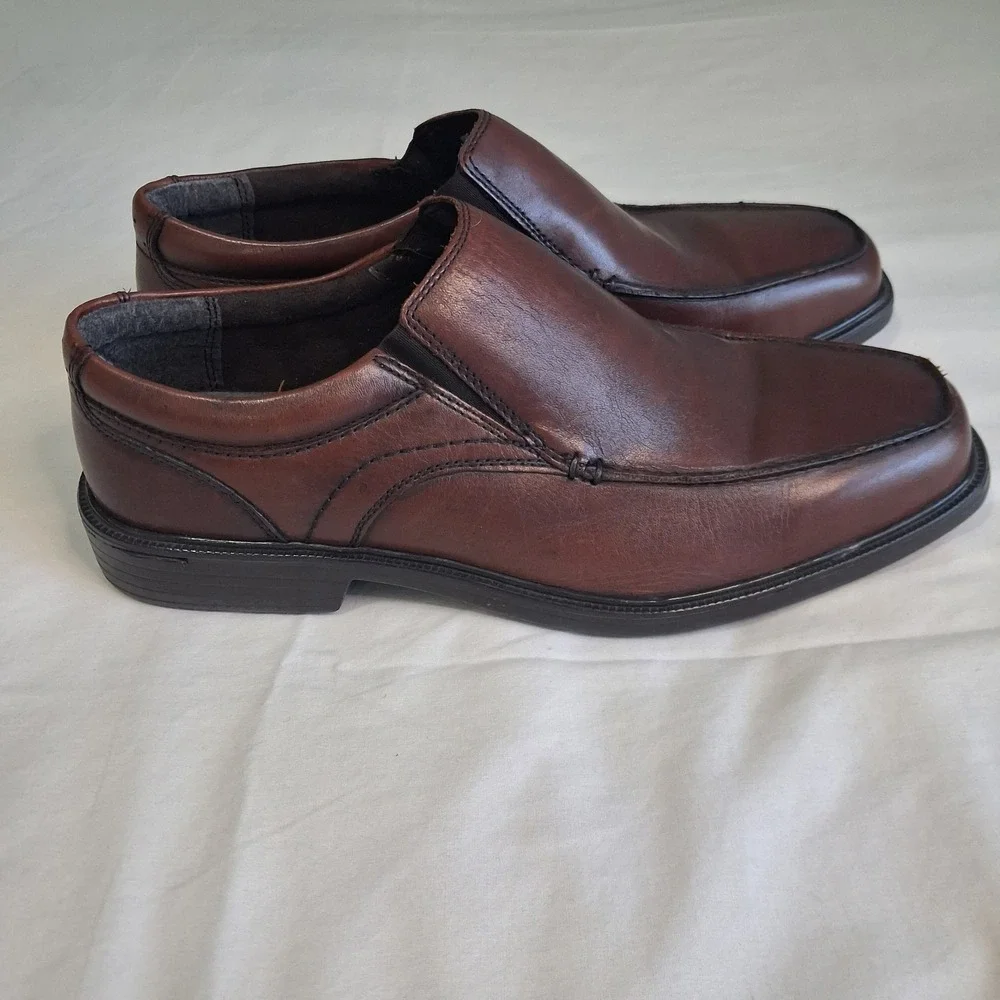 Florsheim Men's Moc Toe Shoe 11731 8.5 3E Lightweight Memory‎ Foam Insole Preppy